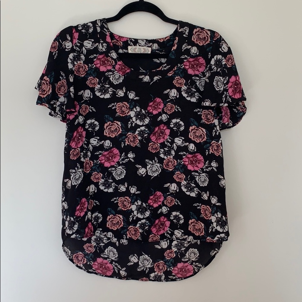 Pink Rose floral short sleeve dressy top